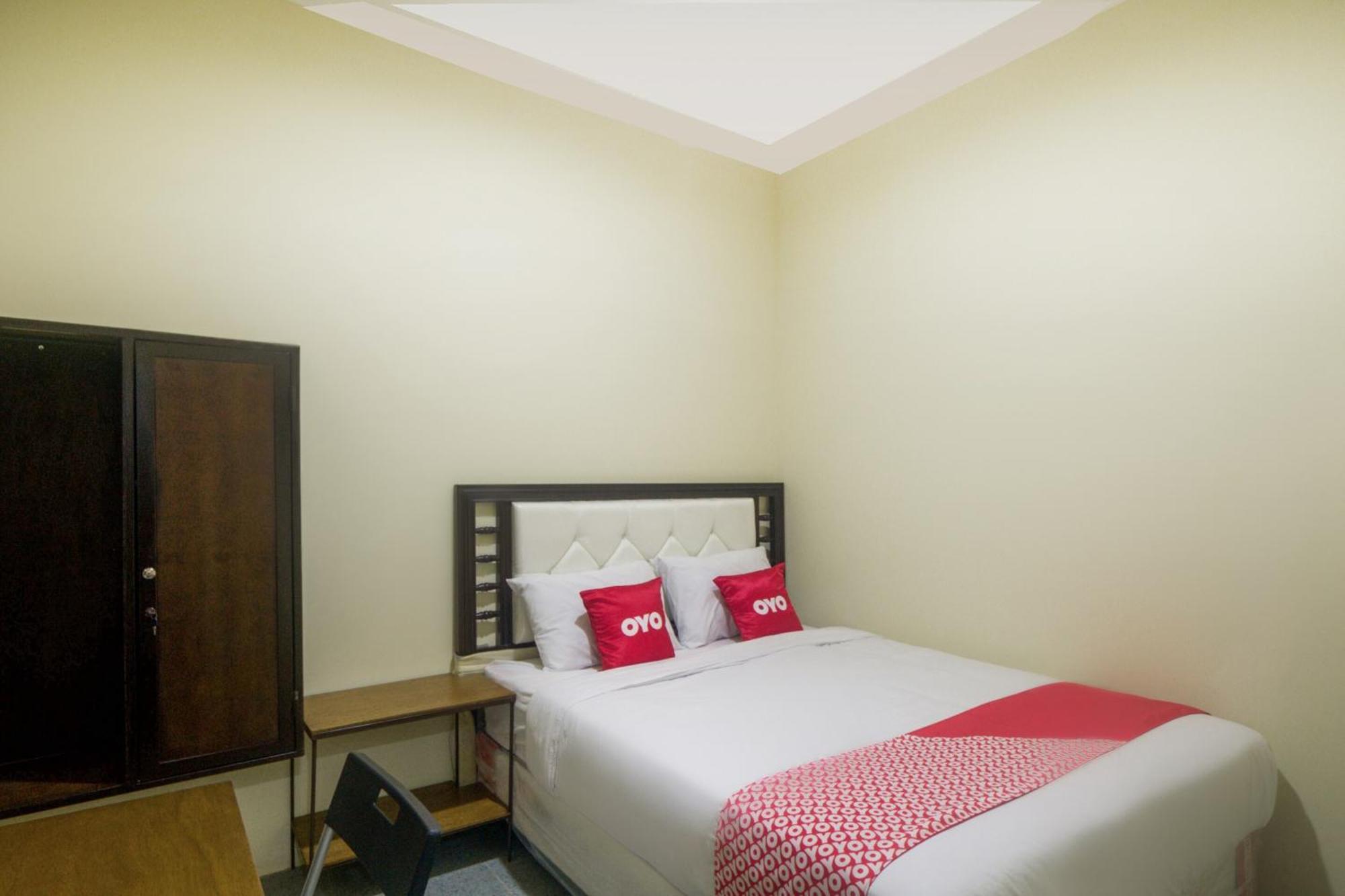 Super Oyo 3354 Homia Residence Mencil Exterior photo